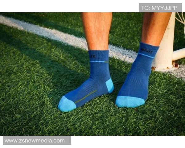 排球装备选购指南：如何选择适合的球袜提升运动表现