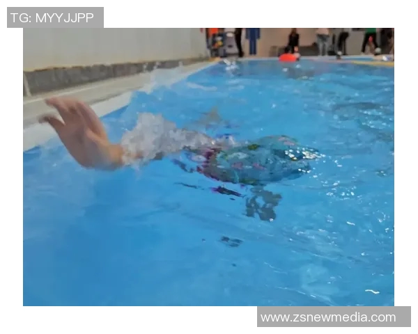 游泳：全身锻炼与心肺健康的完美结合，提升免疫力与心理素质